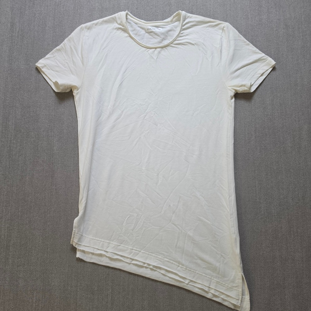 Vitaly Asymmetrical Hem T-Shirt Unisex Small White Raw Edge Streetwear Tee